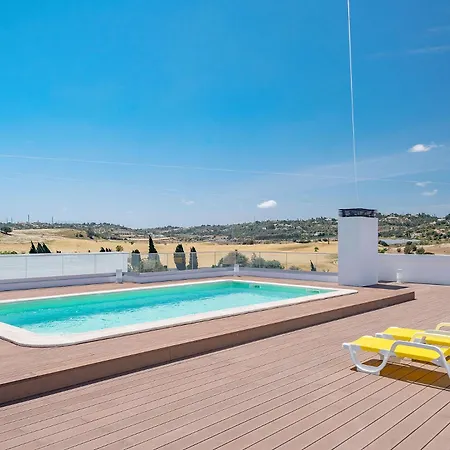Modern 1 With Pool By Homing Λάγος