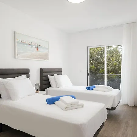 Modern 1 With Pool By Homing * Lagos